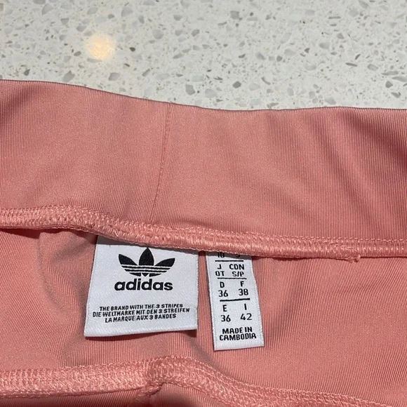 Athletic shorts. Tights - Picture 6 of 6